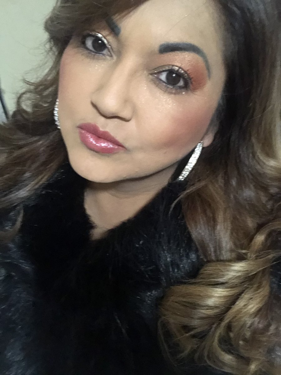 MariaTZumba's tweet image. Dressed For The Occasion #Unity2021 Help Us God all get along this world is temporary #InaugurationDay