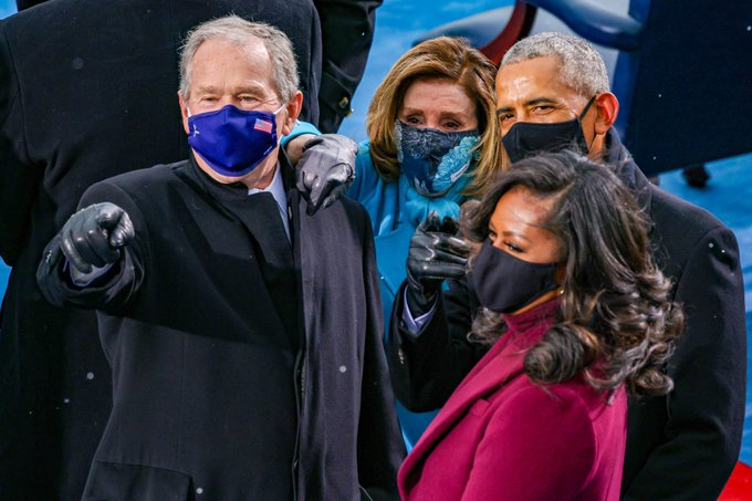 caitoz's tweet photo. They're so full of glee I can only assume the inauguration features a mountain of dead Middle Eastern children somewhere. https://t.co/VBTpcrKnLF