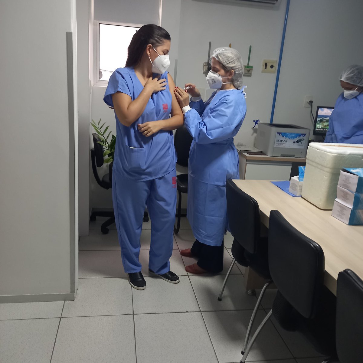 Sara sem H tweet media