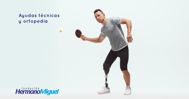 fhmecuador's tweet photo. En la Fundación Hermano Miguel dotamos de prótesis a personas con amputaciones, y órtesis a personas con deficiencias físicas para permitirles gozar de autonomía personal. 🦾⁣⁣

Evaluamos las expectativas de rehabilitación del paciente y los requerimientos técnicos. 👌🏻⁣⁣ https://t.co/cHJF4hlowy