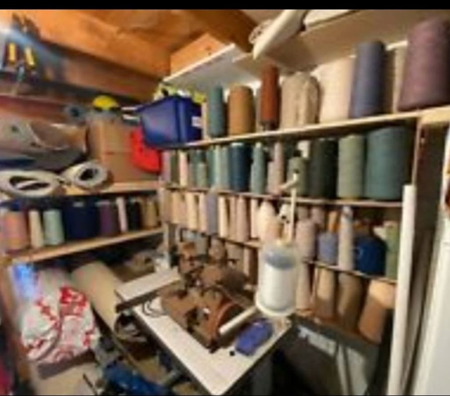 Our workshop is fully stocked! We can take away your off cuts or work on site so you never have long wait times....

#repaironsite #carpets #rugs #tjsrugsandmats