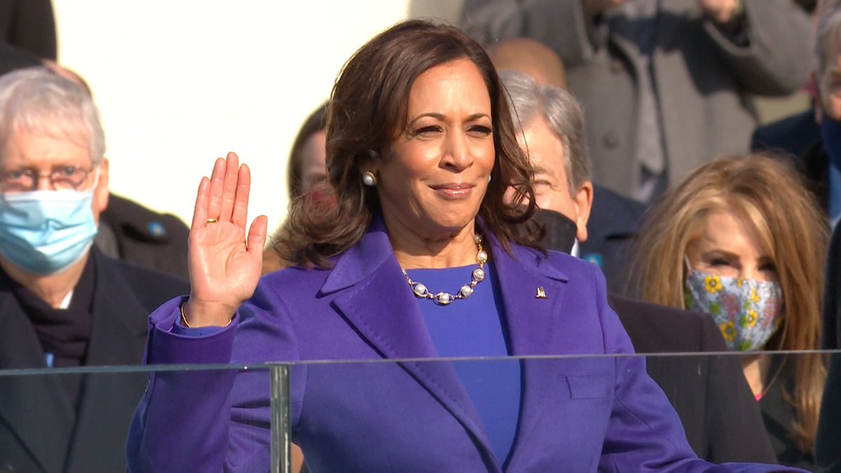 dopequeenpheebs's tweet photo. On this day, I choose gratitude, joy, and hope. I surrender to this unbelievable historic moment. The first Black woman, South Asian woman, first woman PERIOD to become Vice President of the United States @KamalaHarris. She is the first but she will not be the last. #Inauguration https://t.co/KCJdrlwQkf