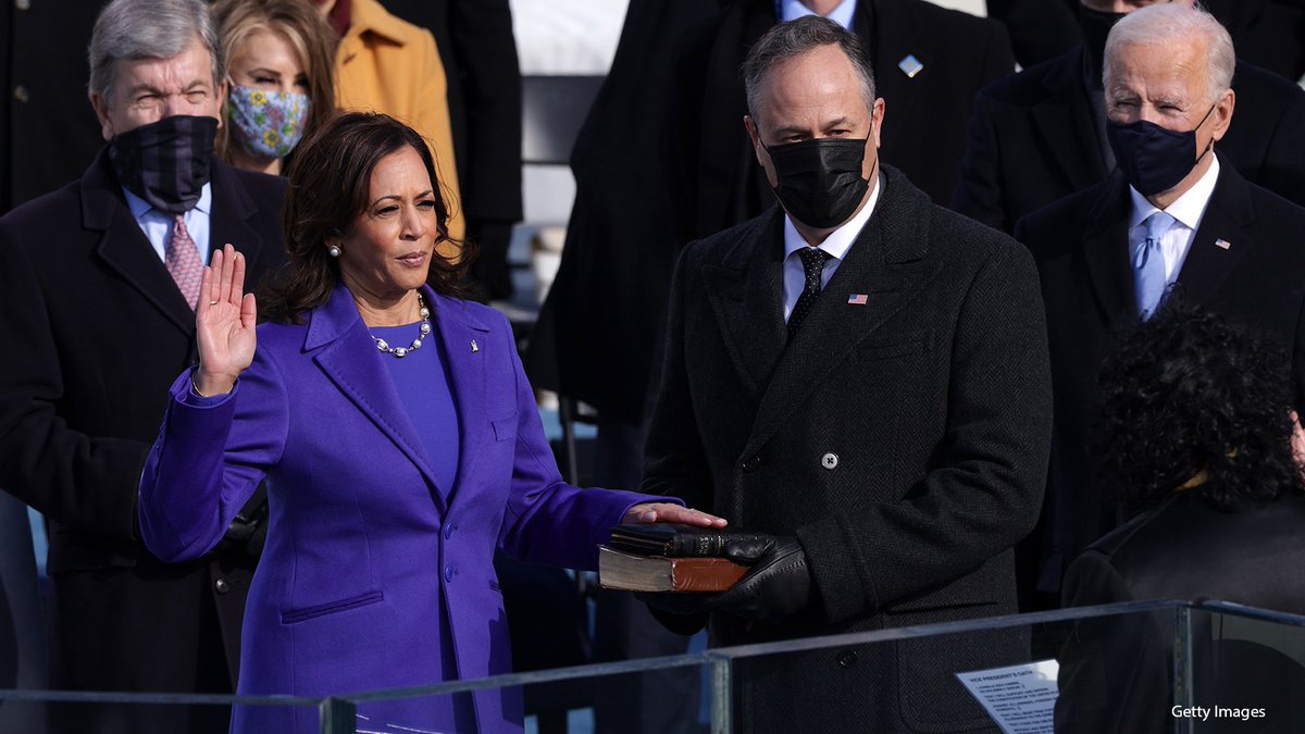 dopequeenpheebs's tweet photo. On this day, I choose gratitude, joy, and hope. I surrender to this unbelievable historic moment. The first Black woman, South Asian woman, first woman PERIOD to become Vice President of the United States @KamalaHarris. She is the first but she will not be the last. #Inauguration https://t.co/KCJdrlwQkf
