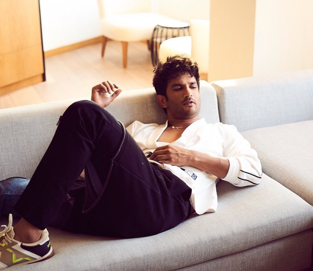 prashanthroman3's tweet photo. Happy birthday SSR.
All our love to you and your family and friends.
 #happybirthdayssr #happybirthdaysushantsinghrajput
#ONEDAYFORSSR
#Onedayforsushantsinghrajput https://t.co/6rjUaCd8rH