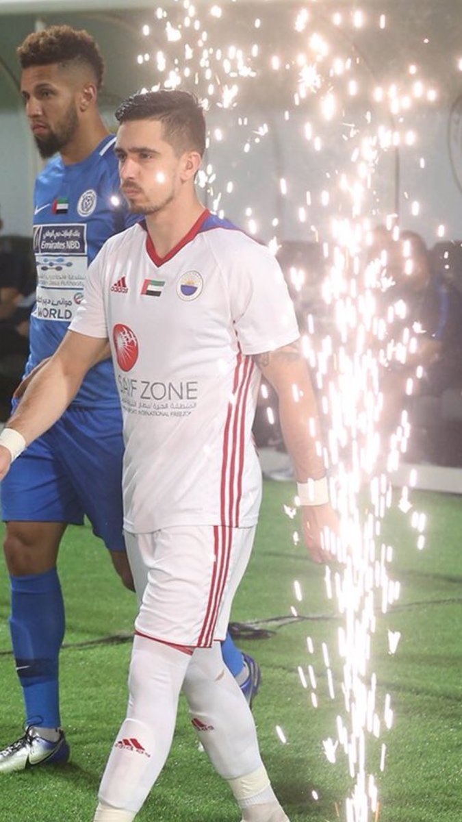 س:
فالديفيا ولا ايغور كورنادو ؟ 
#خالد_عيسى_منصور_ارينا