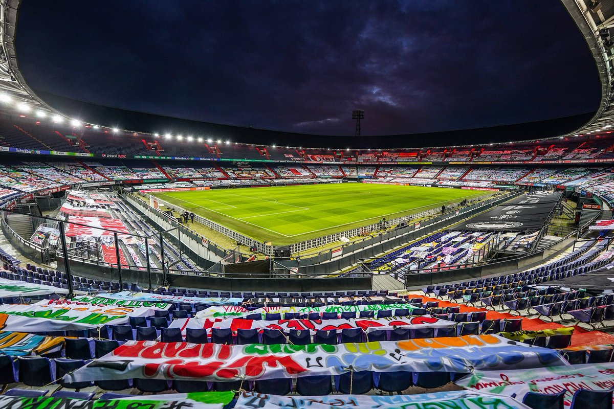 FeyenoordVakT's tweet photo. Hoppa snel de 1-1 FEYENOORD ROTTERDAM @Feyenoord @anouschaka @Pameijer #FEYher #KNVBbeker #ruststand https://t.co/S0bAA07J3K