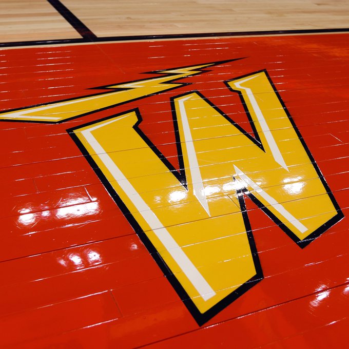 BleacherReport's tweet photo. Warriors are debuting their 'Oakland Forever' court tonight

(via @ChaseCenter) https://t.co/1NVRLb7dch