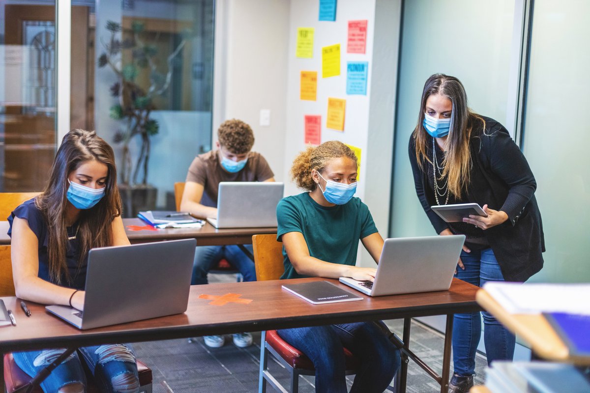 VDOE_News's tweet photo. Virginia Ranks High on Education Week 
Chance-for-Success Index. Virginia’s public schools continue to rank among the nation’s best in preparing students for college and careers. For information, visit https://t.co/fsrl9Q1H2w https://t.co/MSrcAIuBul