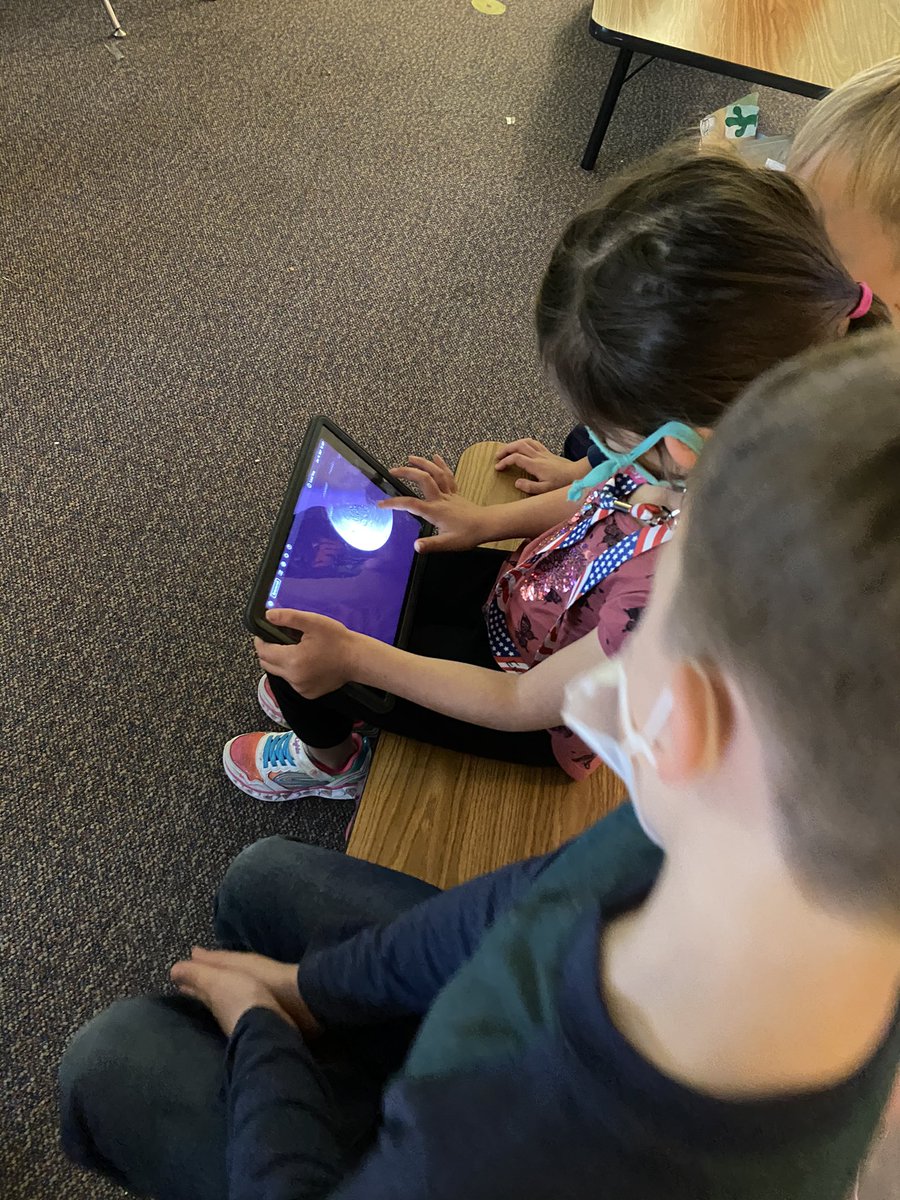 Kati Reolfi tweet media