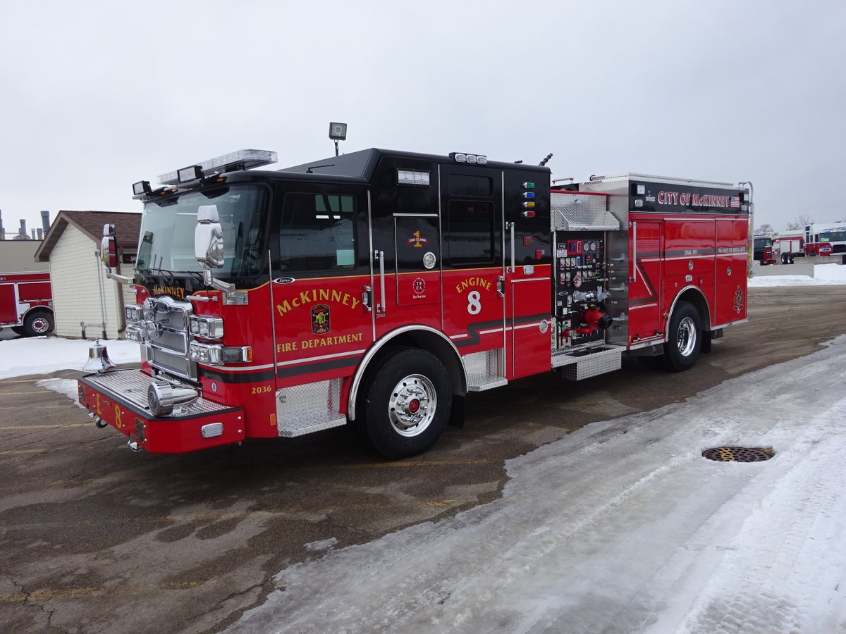 SiddonsMartin's tweet photo. The @mckinneytxfire will soon take delivery of twin #PierceEnforcer pumpers! These units are built with a clean cab design, 84" cabs, 500 gallons of water, 1500 GPM pump, lowered speedlays, combination of roll up and lap door compartments, custom hose bed, and much more! https://t.co/nXX7DbrBa8