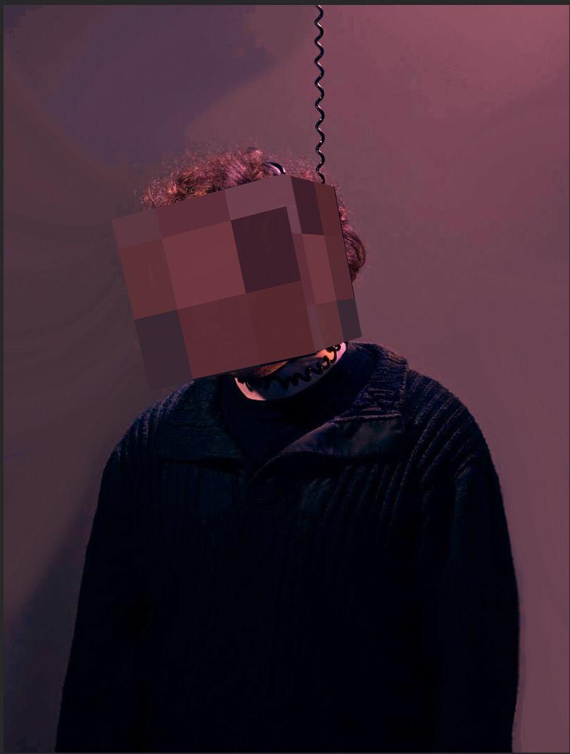 MODEL 86 📸 Tom Hull