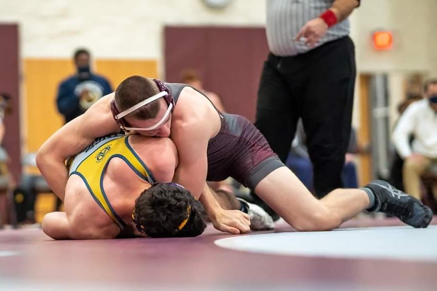 redbardes's tweet photo. CHS Wrestling taking care of business last night at home. #901beasts #chswrestling @CHSDragons @WrestlingCville @johnvarlas https://t.co/H5LGYfBSMy