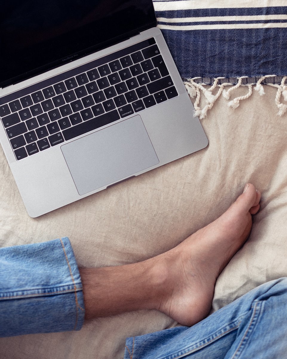 Cleaning up your act is officially a breeze. Kickstart your resolutions with perfectly laundered comforters and bedding! At 30% off, you’ll rise and shine ready to punch the day in the face! Use code: SleepFresh. #ButlerBoxLA