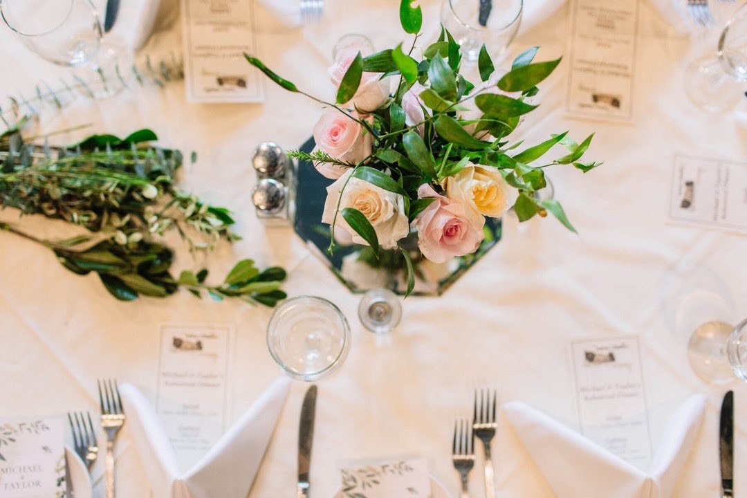 Look for a beautiful location that checks all the boxes for your next event? We’d love to host! Email our team of experienced event planners at megan@merebulles.com to get started! 
📸 <a href="/nashbrideguide/">Nashville Bride Guide</a>