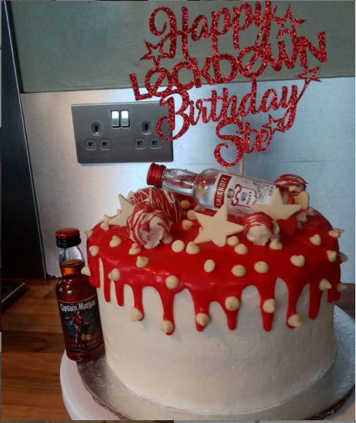 hollywebbaw's tweet image. #baking #Lockdown3 #youngbaker :) i like #