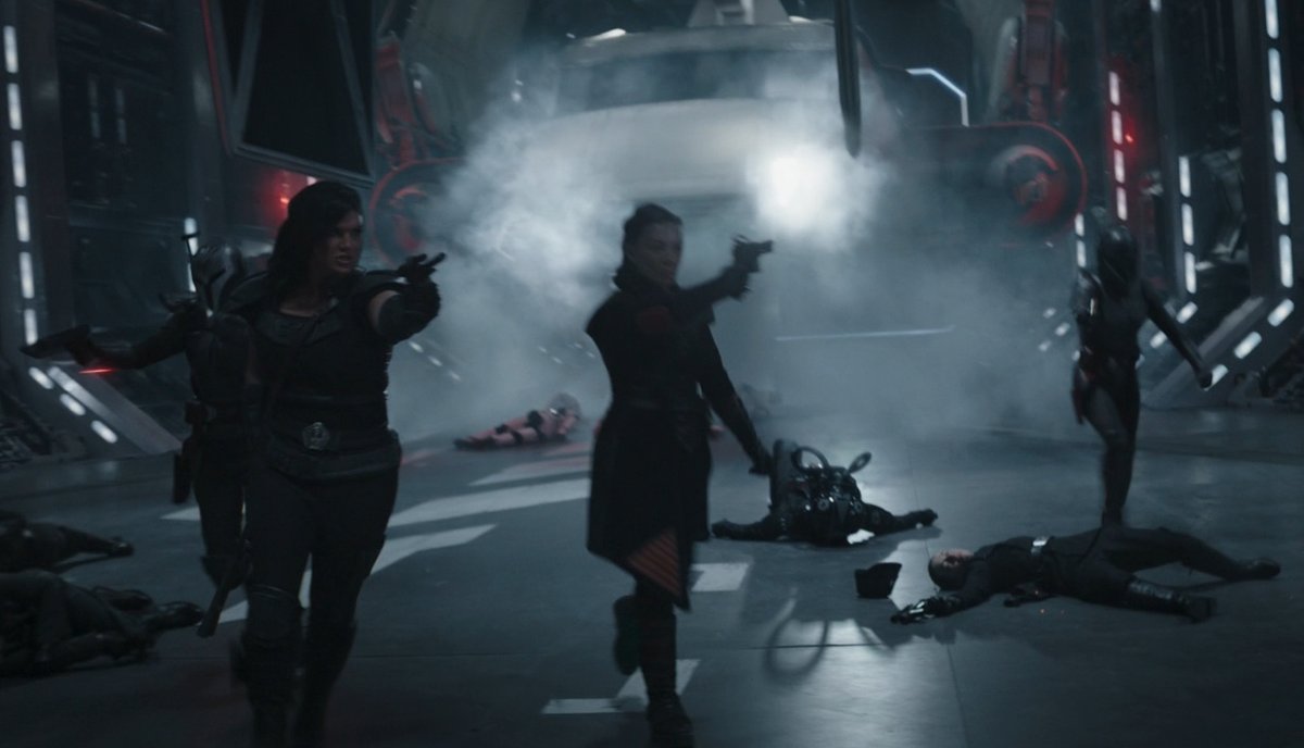 This inconsistency is obviously there for plot reasons, you can even see the shots of the hangar where the size of the cockpit doesn't fit with the rest of the body, and the wings are so bent inwards that they would cross each other.