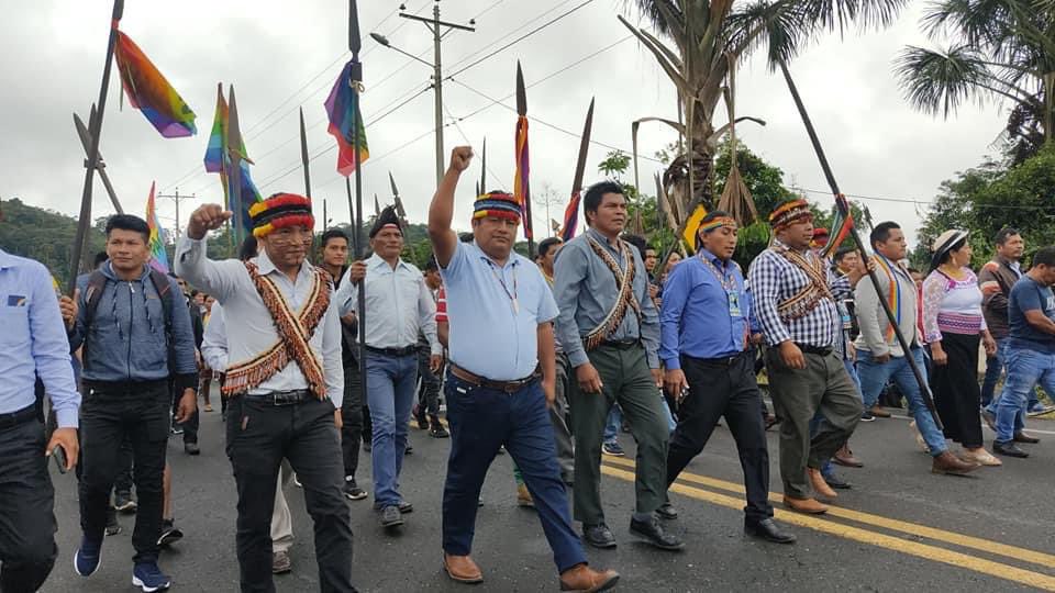 LancerosDigital's tweet photo. ((⭕)) CRISIS EDUCACIÓNAL EN TERRITORIO FENASHP
Se realiza la Gran ASAMBLEA de EMERGENCIA de EDUCACIÓN en la NACIONALIDAD SHUAR de PASTAZA. #FENASHP más de 500 personas daran las propuestas desde territorio.
Comunidad shuar Tsuraku km 51 via Puyo-Macas https://t.co/dQcZ0E6BGk