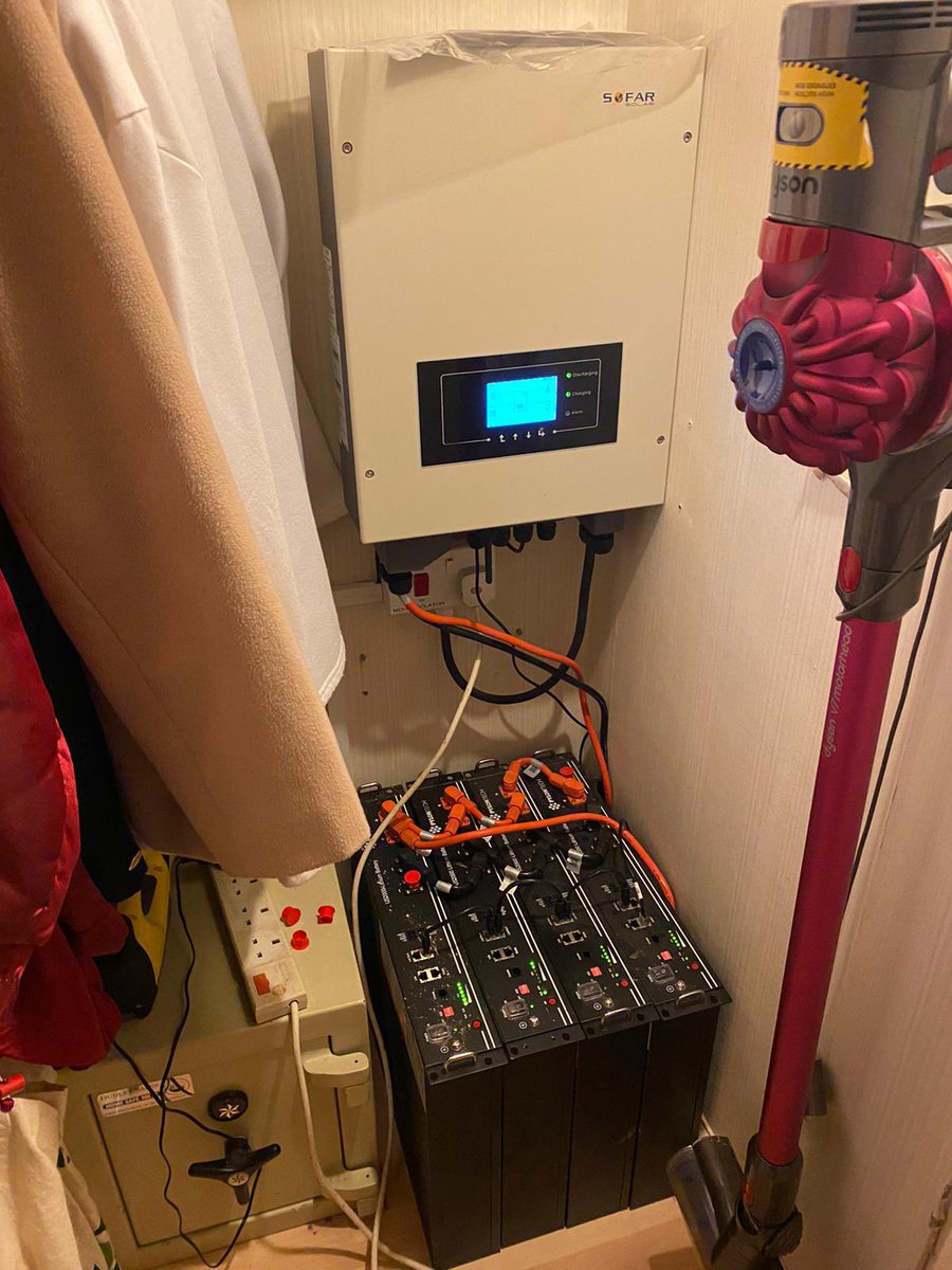 Another happy customer <a href="/ERG_Solar_UK/">Eco Renewables Group</a> <a href="/Pylontech1/">Pylontech</a> #ClimateChange #Ricknasworth #batterystorage #Electricitysavings☀️💡🔋🌍👍🏻
