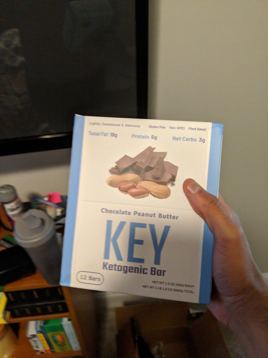 KeyBars_Co's tweet photo. #KetoStrong another customer staying strong with the #KetoLife after getting a delicious box of #KeyBars https://t.co/O7qlV66NNa