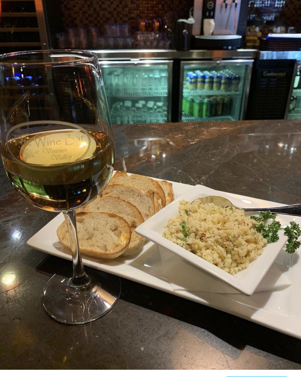 VintnerValley's tweet photo. What better way to celebrate National Cheese Lover's Day than with one of these delicious options? 🧀 https://t.co/JgMoNqh8Z5