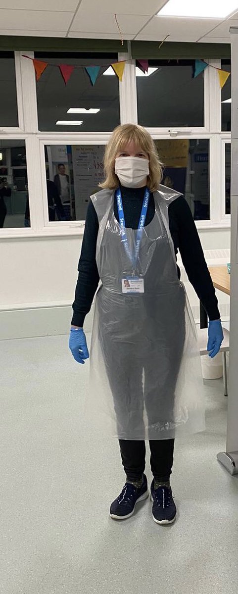 Sandracsl1964's tweet photo. Doing my bit being a #testingassistant supporting the @seashelltrust staff testing programme #LFD #rapidtesting https://t.co/zd8AKgMCP0