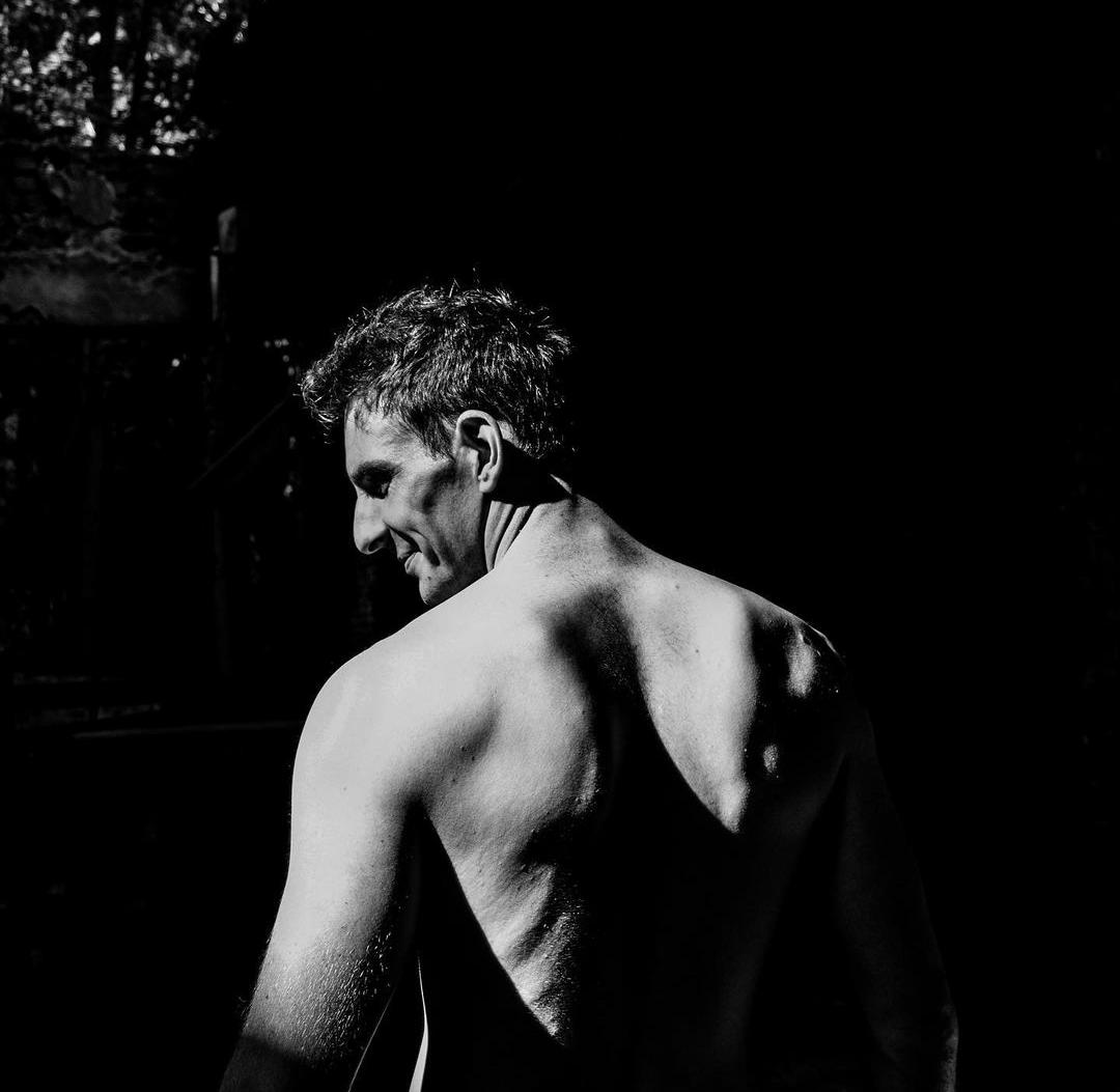 DerletzteSchliffPhotography Shooting Zwickau #malemodel #men #brucewayne #FitnessModel #fitness #sport #photo #photography #photographer #strong #actor #muscle #freedom #menpower #straightmaster #straight #Batman #selflove #power  #models #Smile #Gentleman #playboy #man #energy