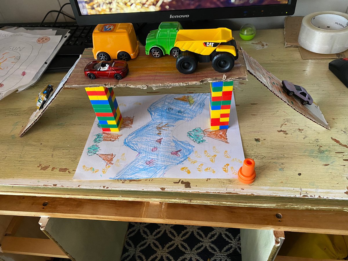 Our #STEM challenge today was to make a bridge that went over a body of water! My #kindergarten students used a variety of materials to make this happen. Bravo mes amis! 👏🏻#virtuallearning #stemchat #onlineteaching #virtualteacher