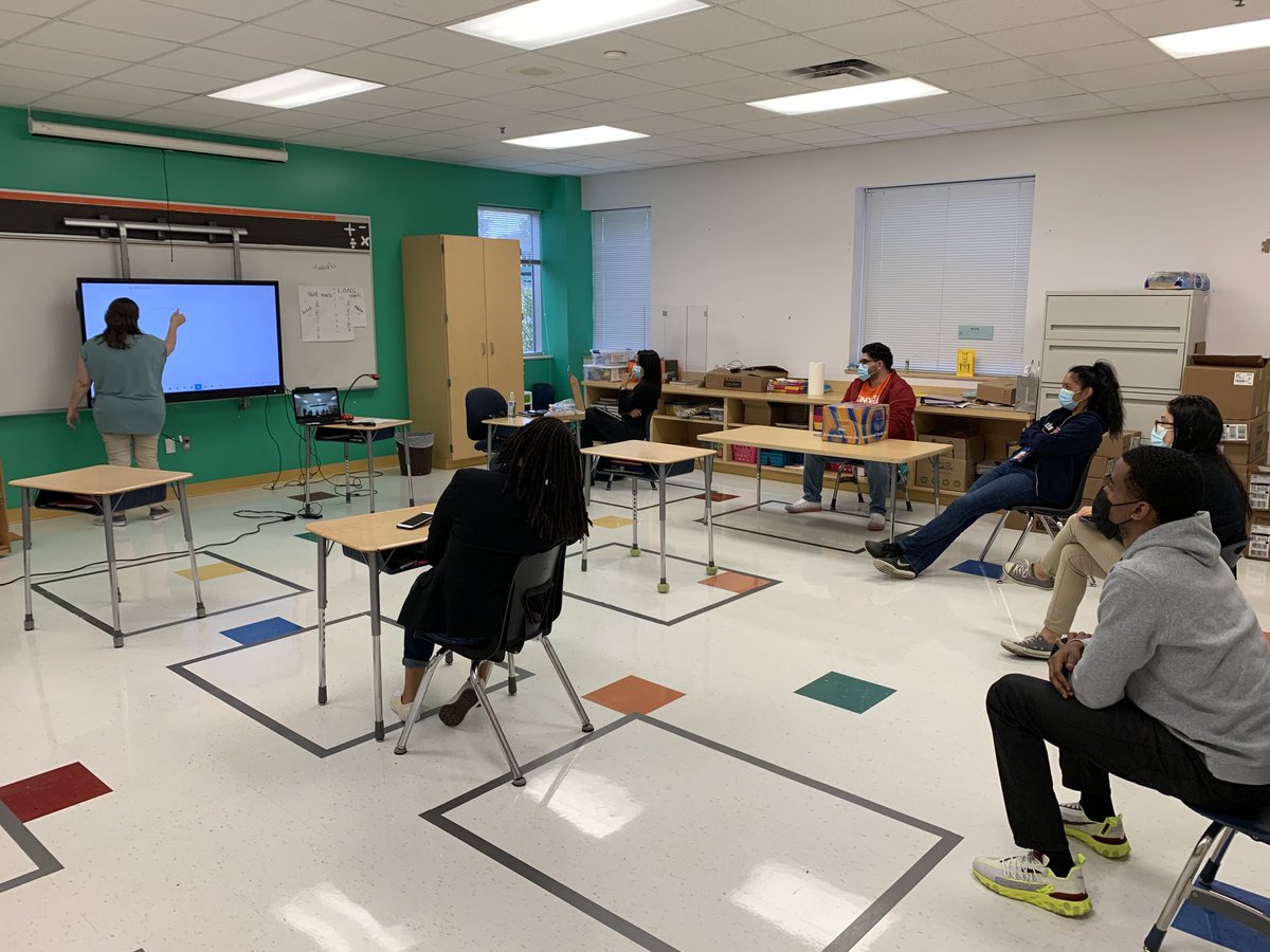 Many of our Longfellow teachers are learning about their new CleverTouch devices today.