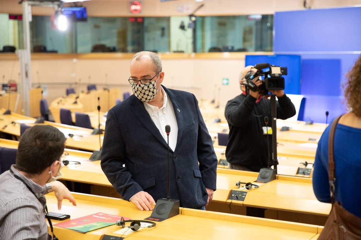 MacManusChris's tweet photo. The concept of the right to self-determination is one that has gained prevalence in the past few years. In Ireland, the conversation around a referendum on reunification has changed from if to when. The same is true for other regions who wish to have a say on their futures #EU4UI https://t.co/20rLoy2GAn