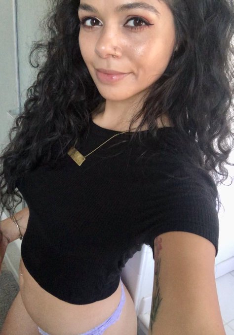 Feeling good 😊💕 https://t.co/CzmByYGIeu