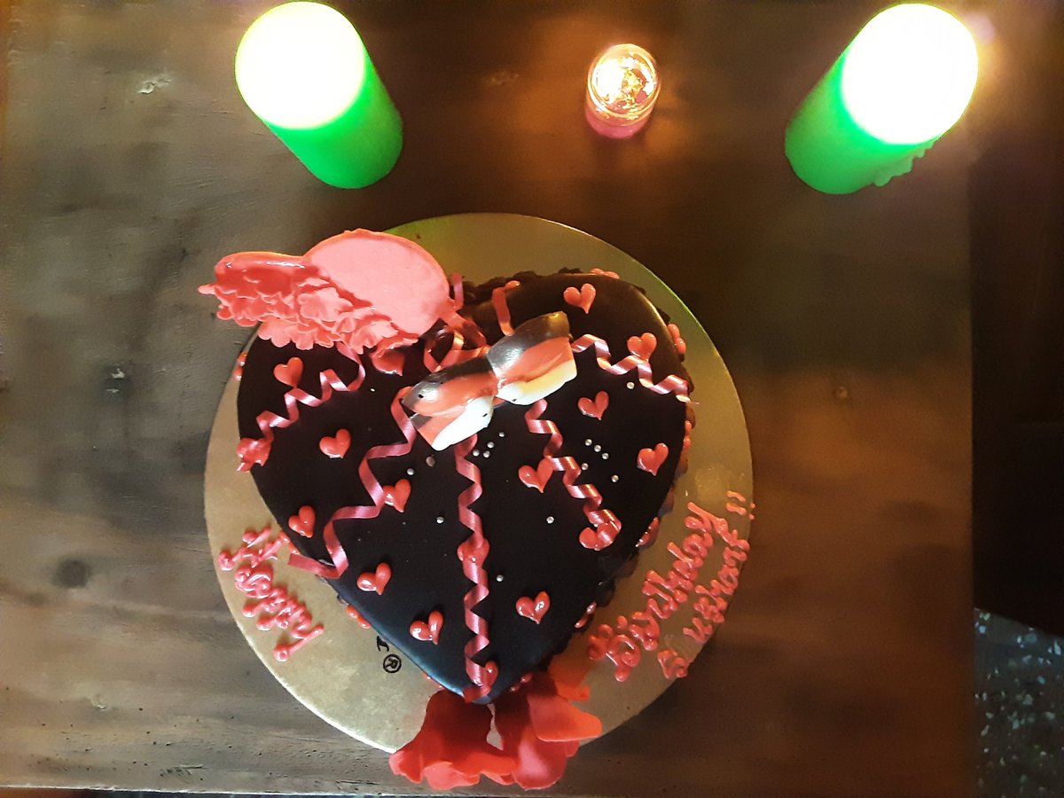 C_Shatab's tweet photo. #SushantDay
Happy birthday Sushi!!!
Love you. Just cut the cake! https://t.co/JAHr1FRNng