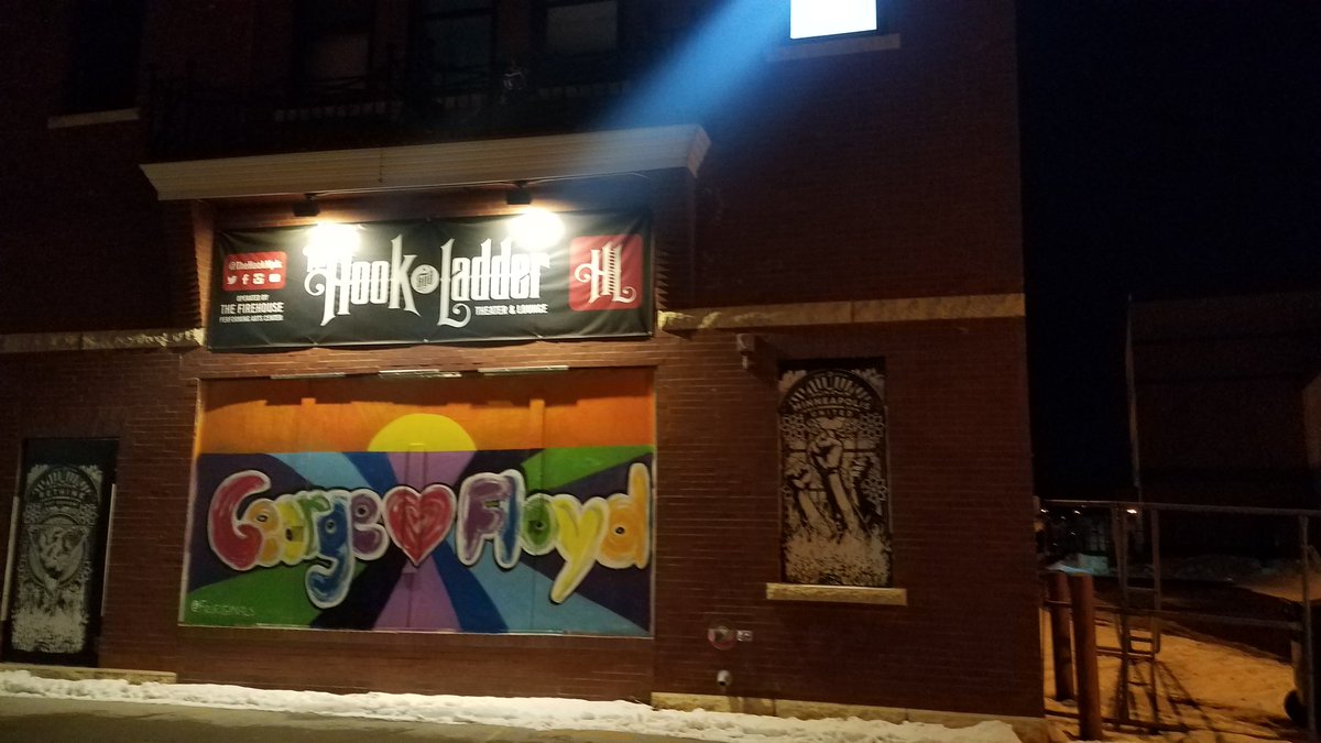 A quick tour of Lake/Minnehaha. Target is fine (ofc), rip autozone, and a couple murals.