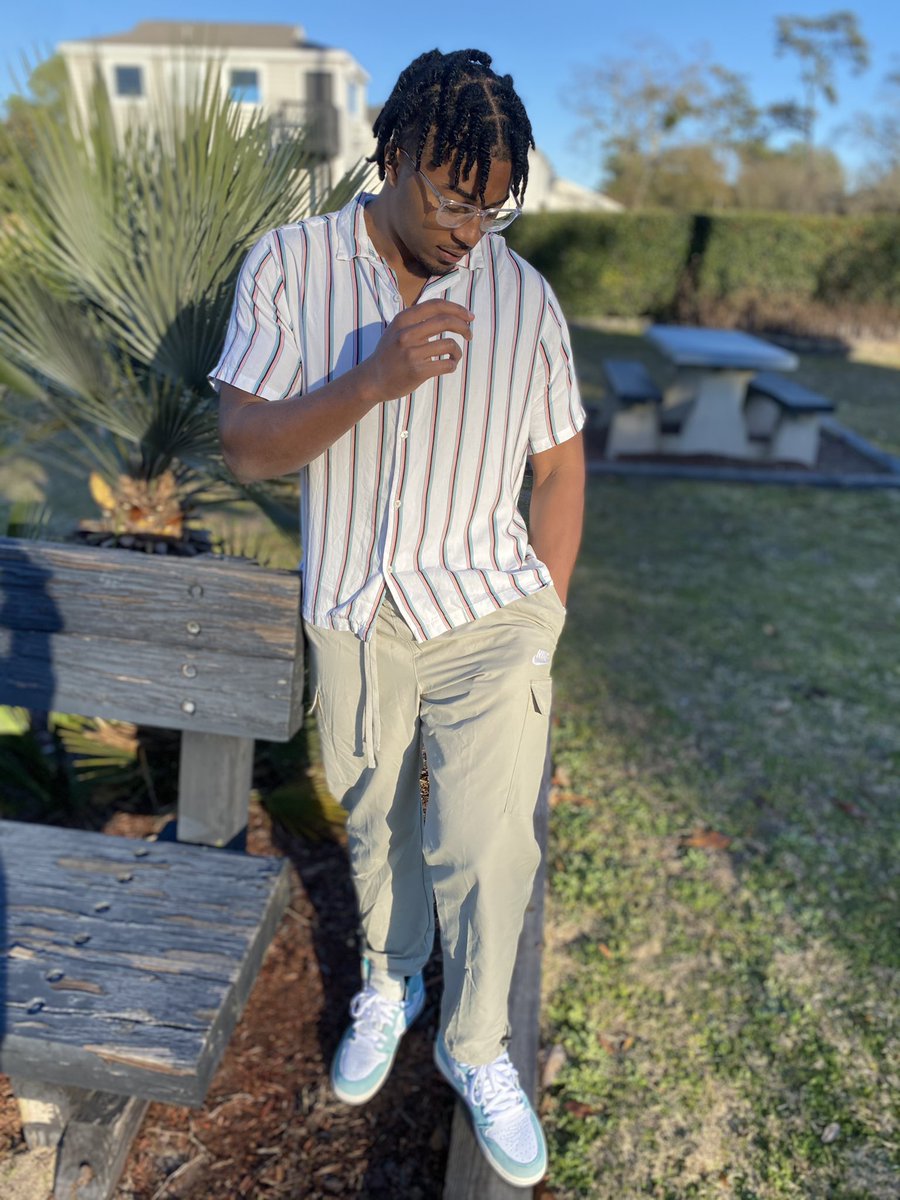 leondapope's tweet photo. country club type 🏌🏽‍♂️ https://t.co/lfrOCPpNC0