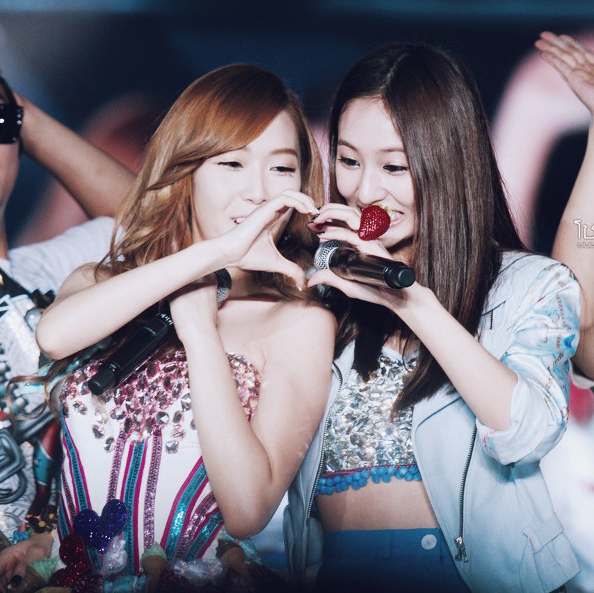 jessica & krystal ☾ (@archivejungsis) on Twitter photo 