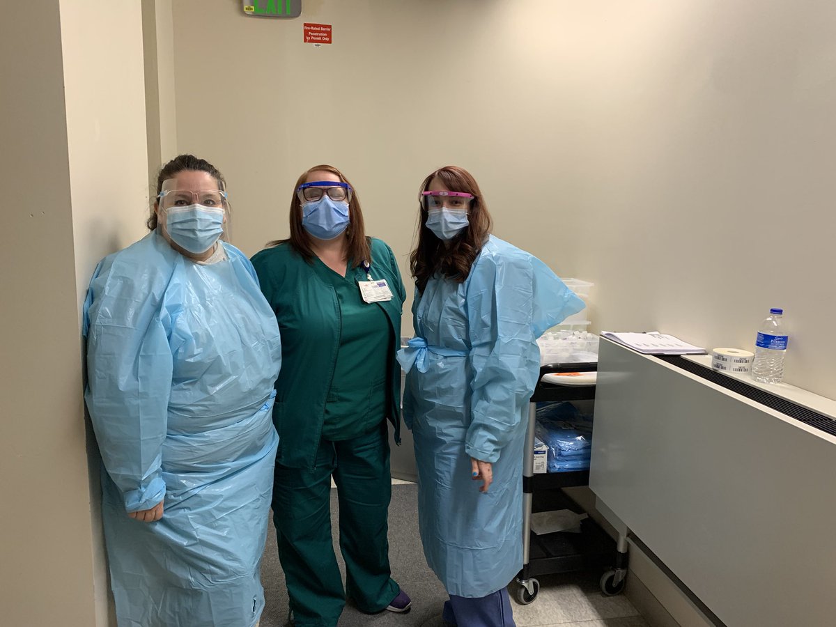 joshmillerdo's tweet photo. Great to see our awesome caregivers at the Lorain FHC braving the cold weather while testing our patients. Thanks for all you do! https://t.co/JWtOZ7jQvy