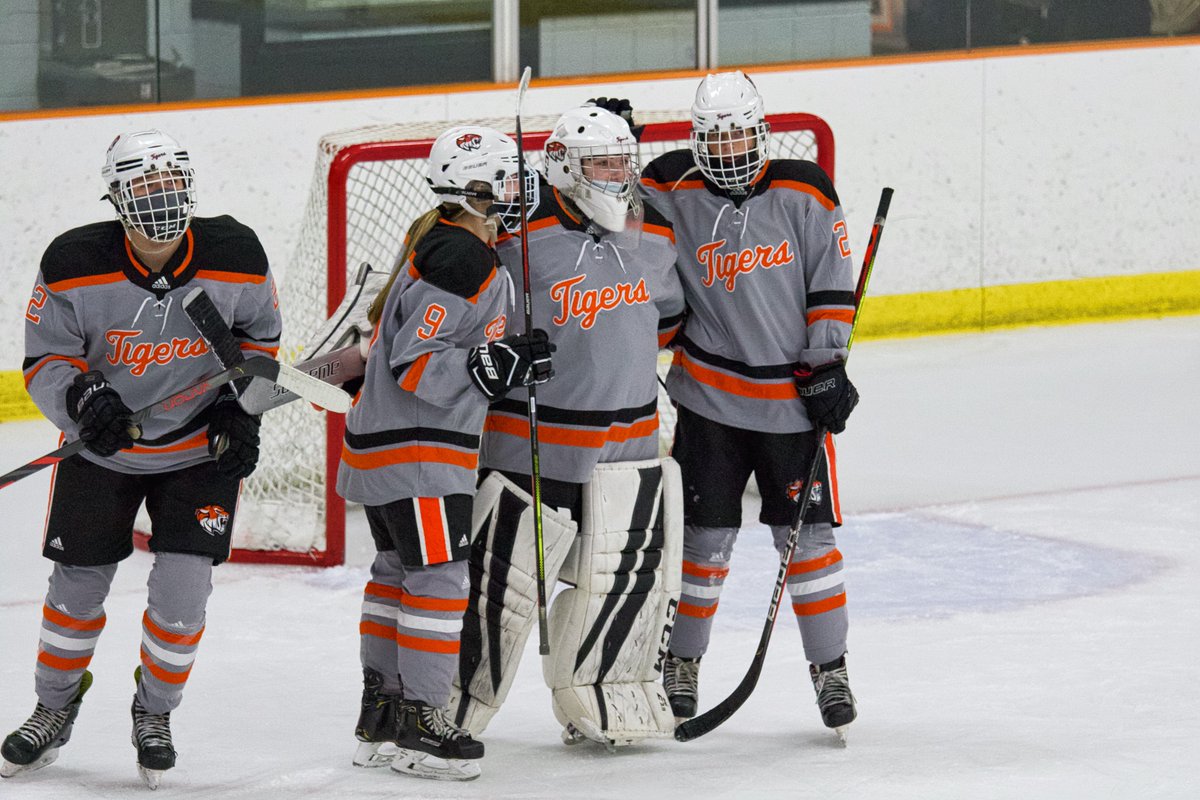 First of hopefully many wins for <a href="/FurlongRyleigh/">Ryleigh Furlong</a> this season. Way to go Ryleigh! Nice job! <a href="/FHSghockey_/">FHS Girls Hockey</a>