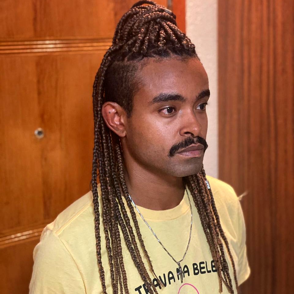 NettoNascimen20's tweet image. " Só alimente a sua alma com aquilo que te faz leve ... " 🍀🧿

Tranças by Eron Augusto 
Penteado e 📸 by Elismar Gabriel 

#boxbraidstyles #boxbraidsbrasil #boxbraids #newdreads #tranças