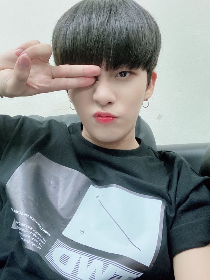 OI OI GENTE!!! jjong na área, como vocês 'tão? O Ateez ta preparando comeback ein, espero todos vocês lá!

#JONGHO 🍒