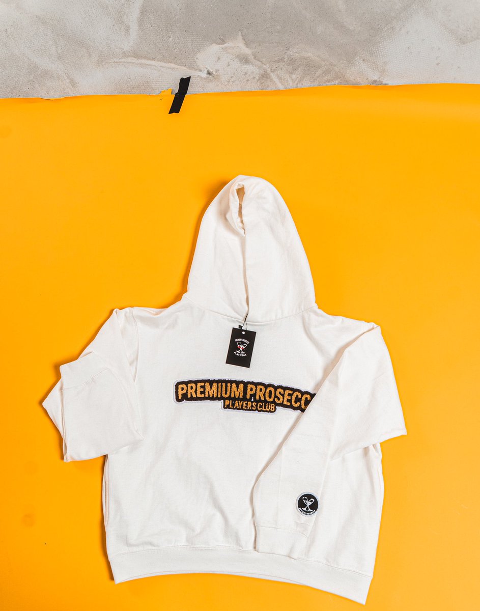 CR_Blacks's tweet image. Get your coins ready, we’re dropping new Premium Prosecco Merch this week...Pounds, Euros, Yen, Crypto (gets you 12% off), PayPal...To put it short, we accept it all. Keep an eye out for the drop and get your drip in order. 🤞🏽🥂