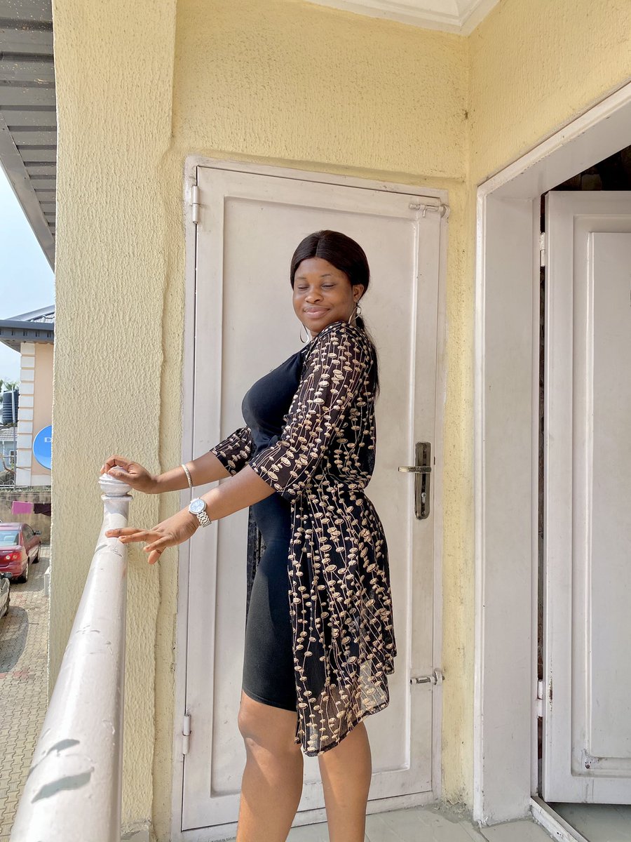 Bankoleyetunde4's tweet photo. Your woman crush 🌹❤️🥰
#MelaniaTrump #trump #visa #LadyGaga #bubu #biden https://t.co/rDGtzxq9It