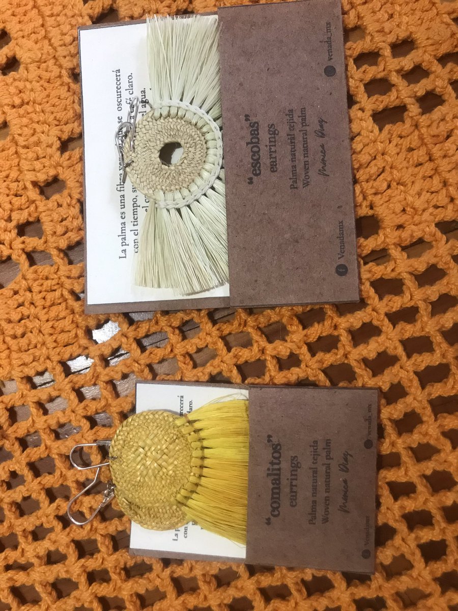 yolomolina's tweet photo. Gracias a unos 🧵 de @YasnayaEG en los que nos ha compartido cuentas de artesanxs, es que conocí 2 bellísimas artesanas que pueden buscar en instagram: Hilo de Nube y Venada. Quedarán maravilladas así como yo!!!!! #artesanas #compremoslocal Gracias 🤩😍 https://t.co/6IvFbkJcSz