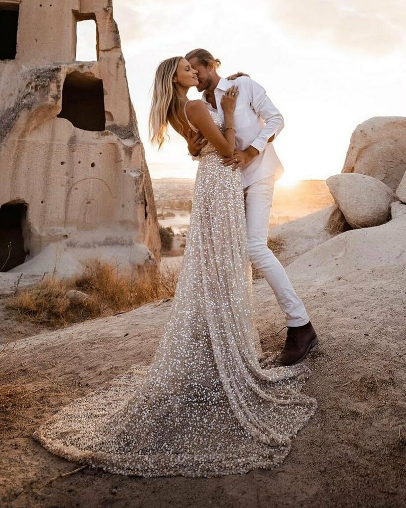 GaliaLahav's tweet photo. LOVING IS EASY WHEN YOU’VE GOT THIS DRESS ✨ // Our beautiful #G_403 worn by the gorge @sydneyandavis is to die for😍 #GaliaLahav #GLGala https://t.co/nzeXsD4BiE https://t.co/QQW9COGrph
