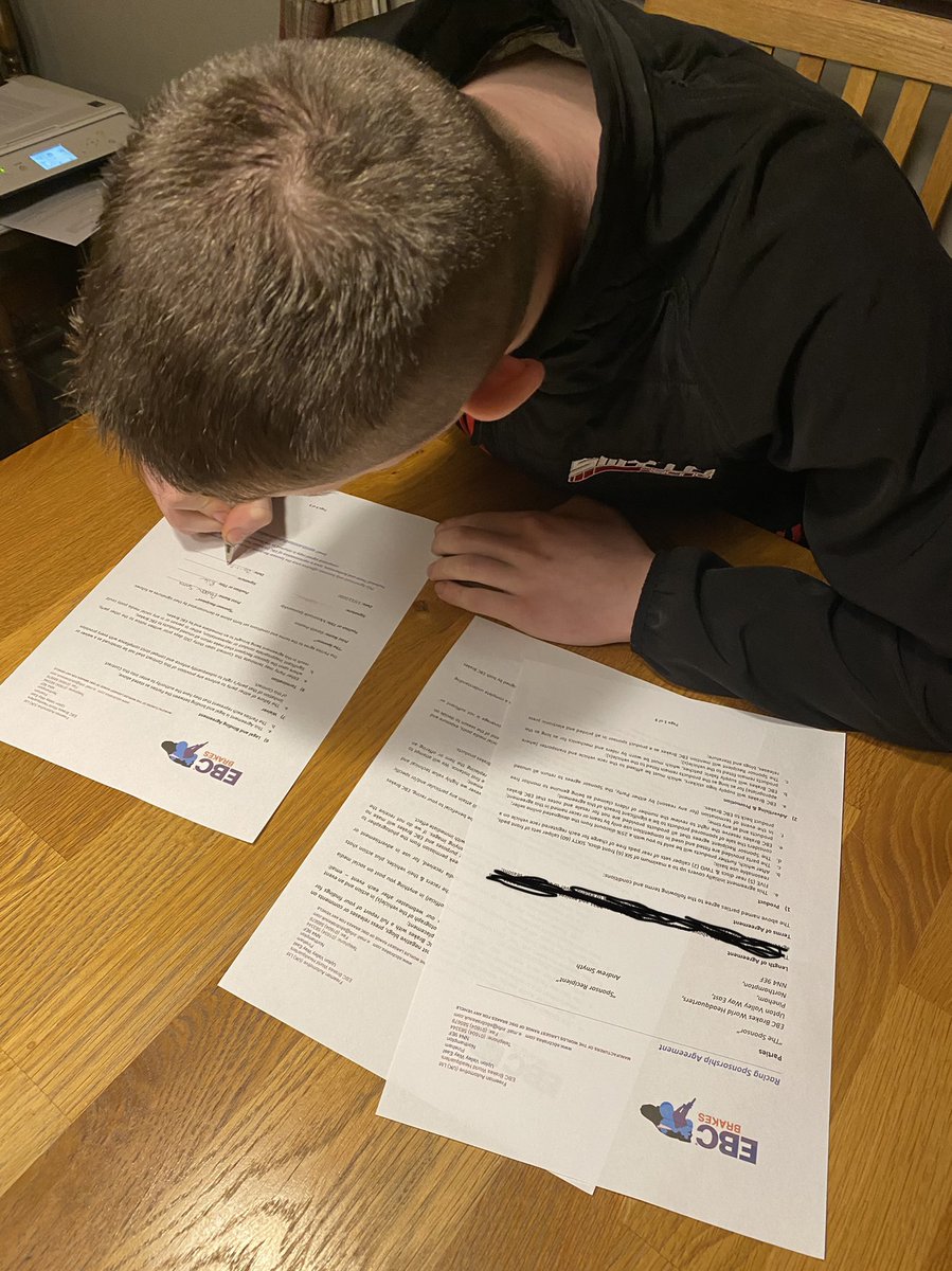 That’s my <a href="/ebcbrakesuk/">EBC Brakes</a> contract signed. Really looking forward to getting to do some testing with them👍

Follow our social media:
Instagram: <a href="/smythracing/">Syd Smyth</a>
Facebook: Andrew Smyth Racing
Web: smythracing.com