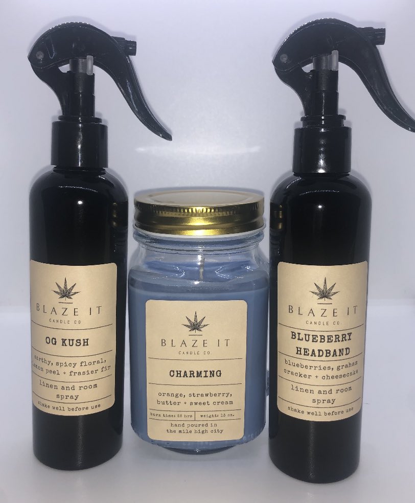 Defigazer's tweet photo. GIVEAWAY!! ~ just because we love you guys 🥰

WINNER RECEIVES

Charming 13oz candle 
Blueberry Headband room spray 
OG Kush room spray

HOW TO ENTER 
RETWEET 
FOLLOW @blazeitcandleco 
TAG A FRIEND

Tag extra friends for more chances to win 🔥

Winner chosen 1/27! https://t.co/1mijbOXkdb