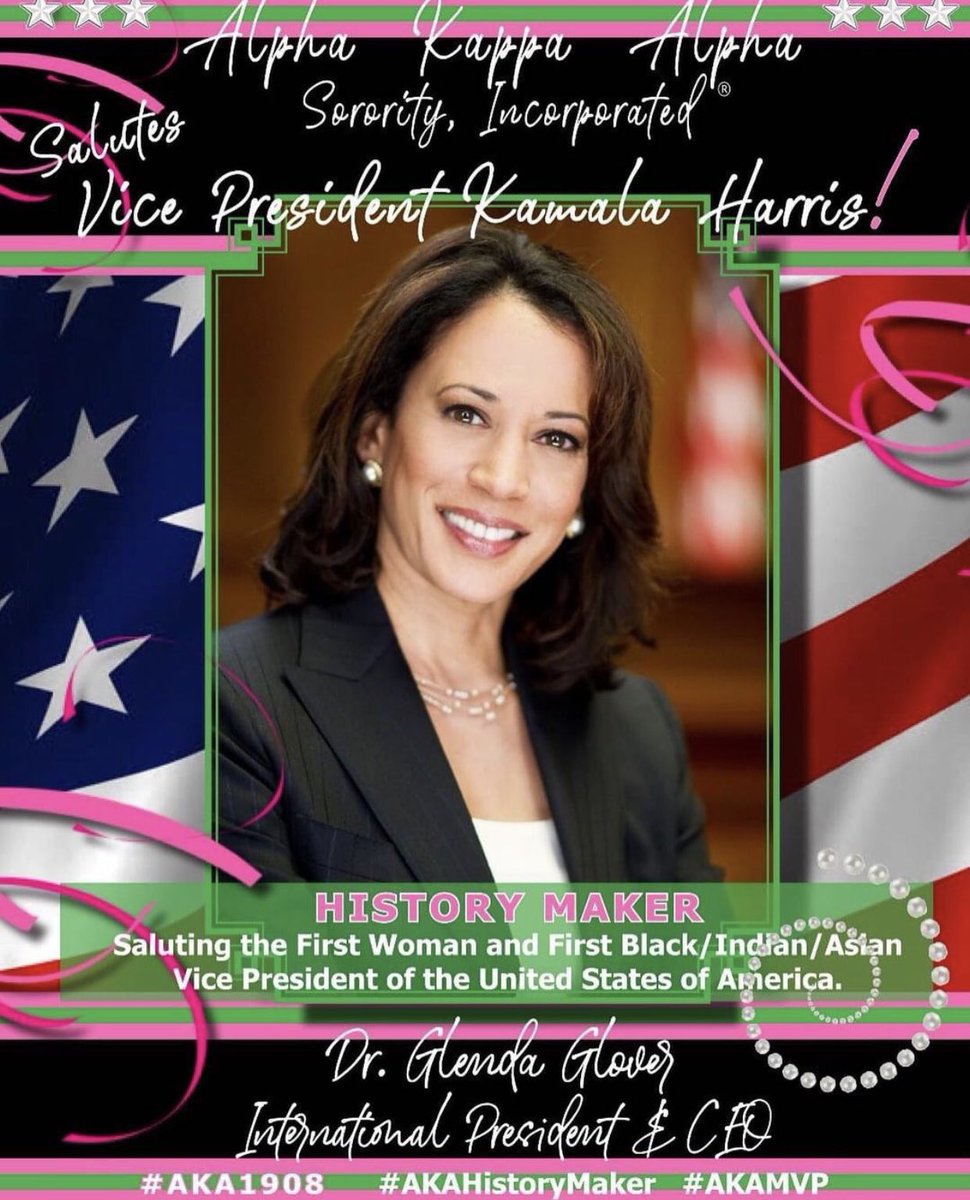 docwithapurpose's tweet image. Inspired and energized about today’s historic #inaugurationday  
Happy Soror Kamala Harris Day! #aka1908 💕💚 #firstandthefinest #pearlsandchucks @joebiden @kamalaharris #Inauguration2021 #BidenHarrisInauguration