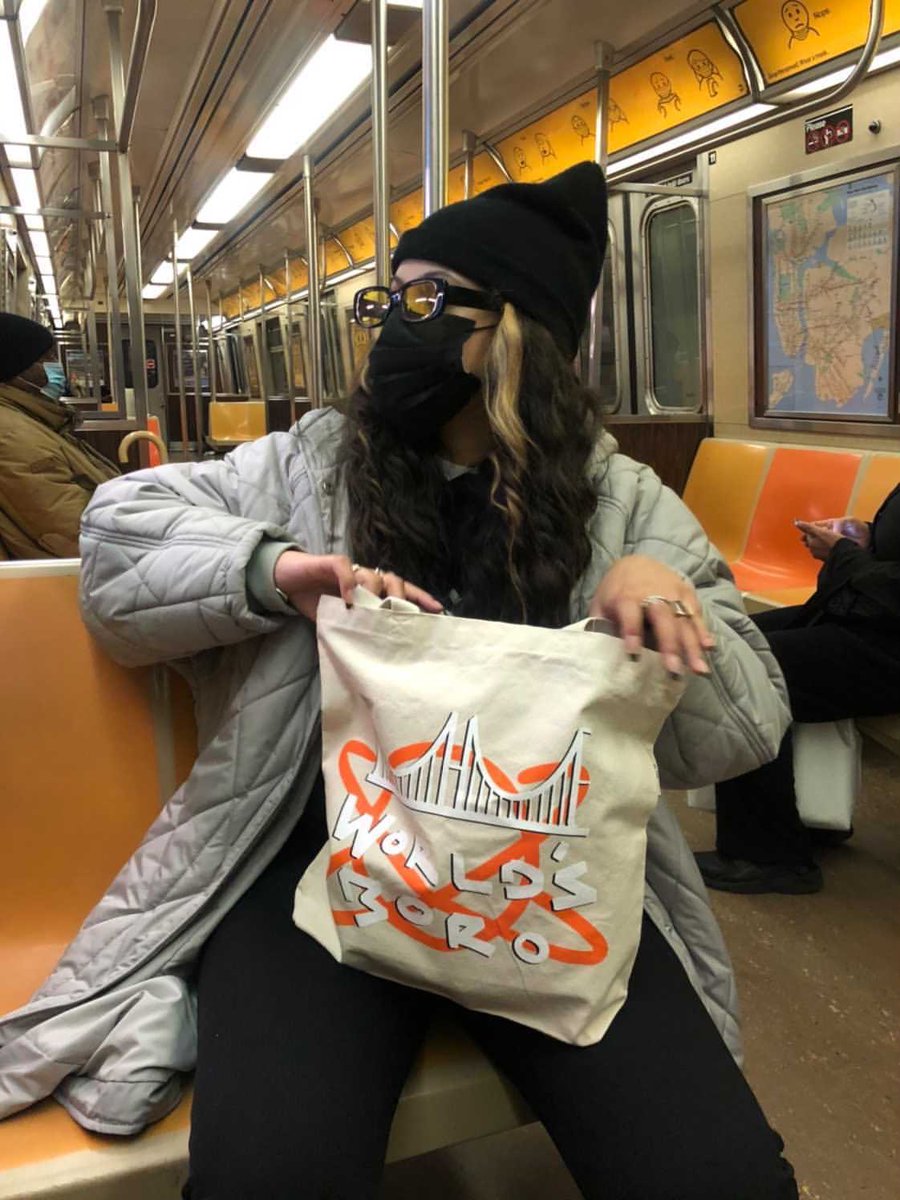 Repping on the R train 🚊