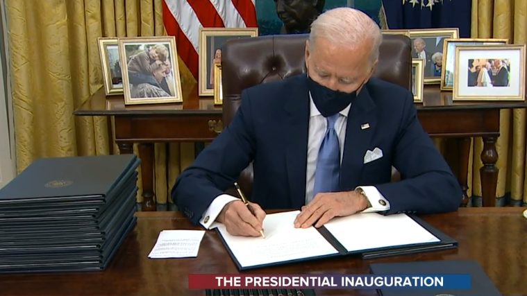 It's Official.
U.S. President Biden's 3rd executive order he just signed was to rejoin the Paris Agreement. https://t.co/tWSh7cdZDO https://t.co/S8FgWDuxLf