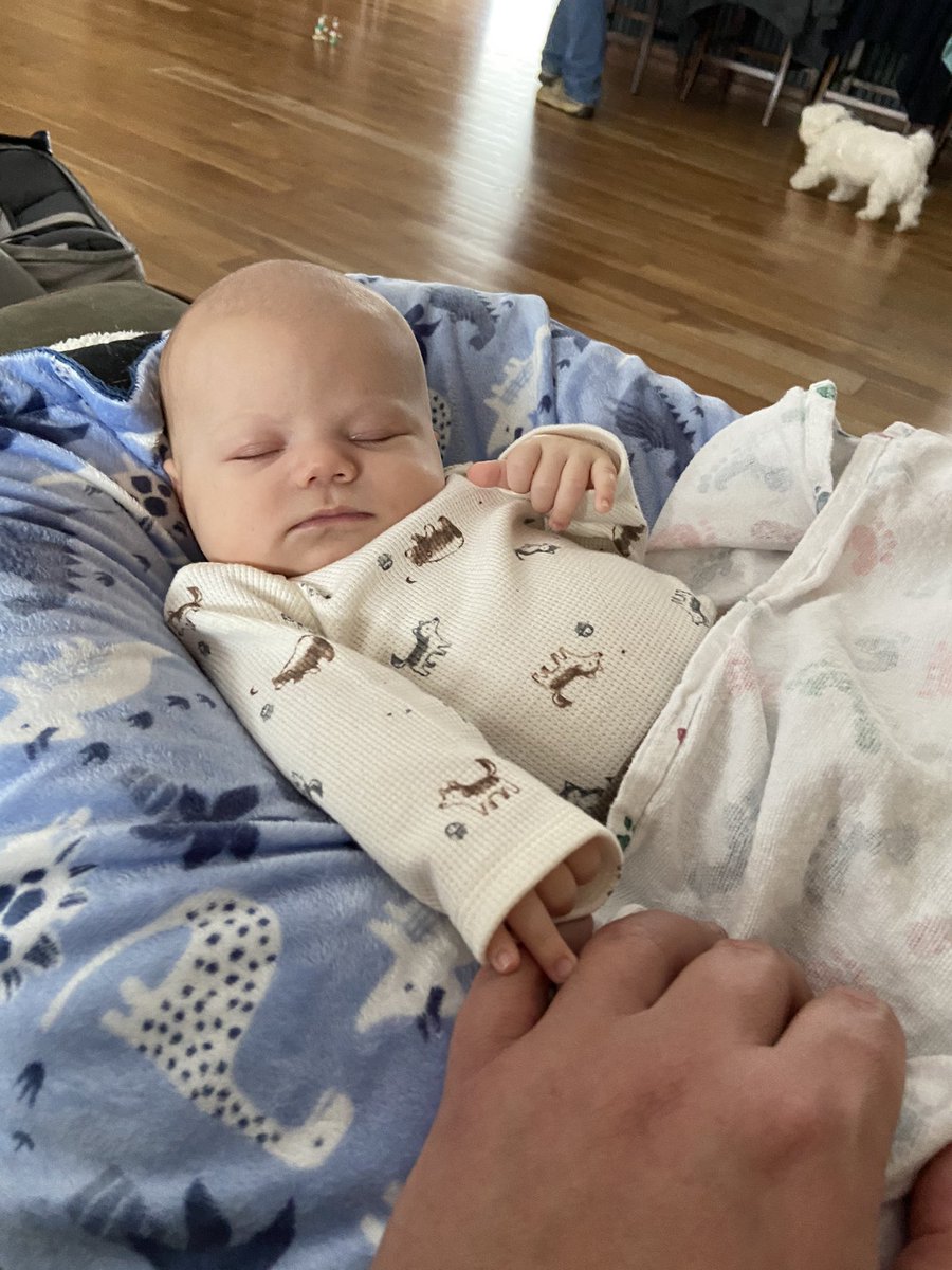 EsperJason's tweet image. My first time watching my nephews solo.  One almost 2 months, the other 2 1/2.   Wasnt for long, but i loved it!  Didnt want to give up my finger in fear.  Lol