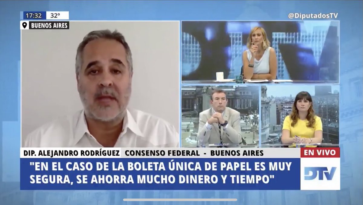 ferfraquelli's tweet photo. #Debates @DiputadosAR todas las voces en @DiputadosTV @ClauNaj @mpcasaretto @fabiojquetglas @TOPOarg junto a @KarincohenOk @Carito_Ramos @mendezpato https://t.co/SEZnYo1Ixi