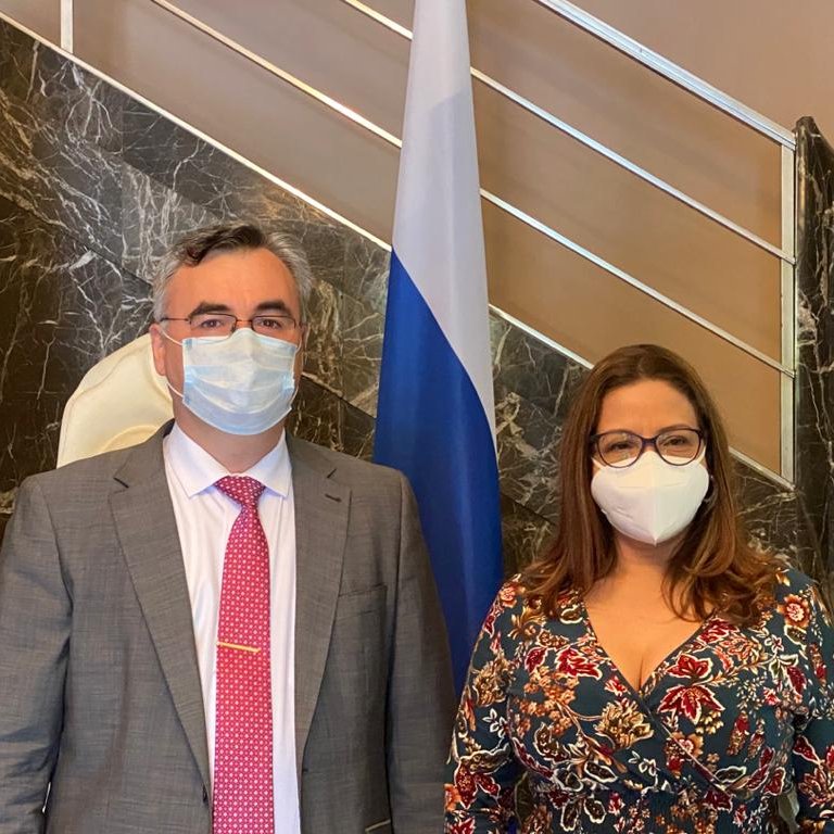 EmbSergio's tweet photo. 🇷🇺🤝🇻🇪 En un ambiente creativo de verdadera y cordial amistad me encontré con la diputada de la AN @taniapsuv 

☝️Abordamos el desarrollo de los lazos interparlamentarios, además los temas de cooperación mediática y en materia de comunicación. https://t.co/j4SzLjaJ1h